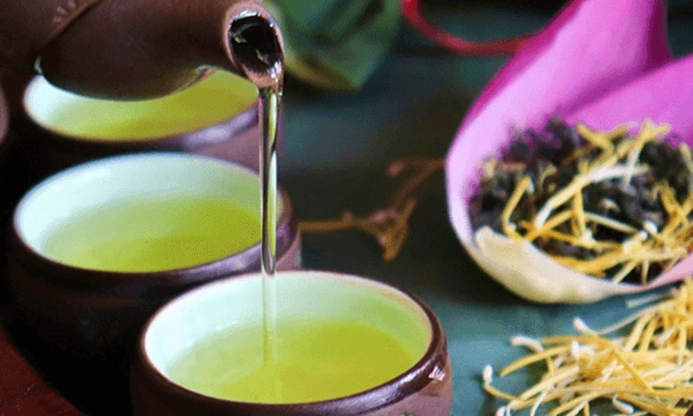 Craft of West Lake lotus tea infusion recognised as national intangible cultural heritage